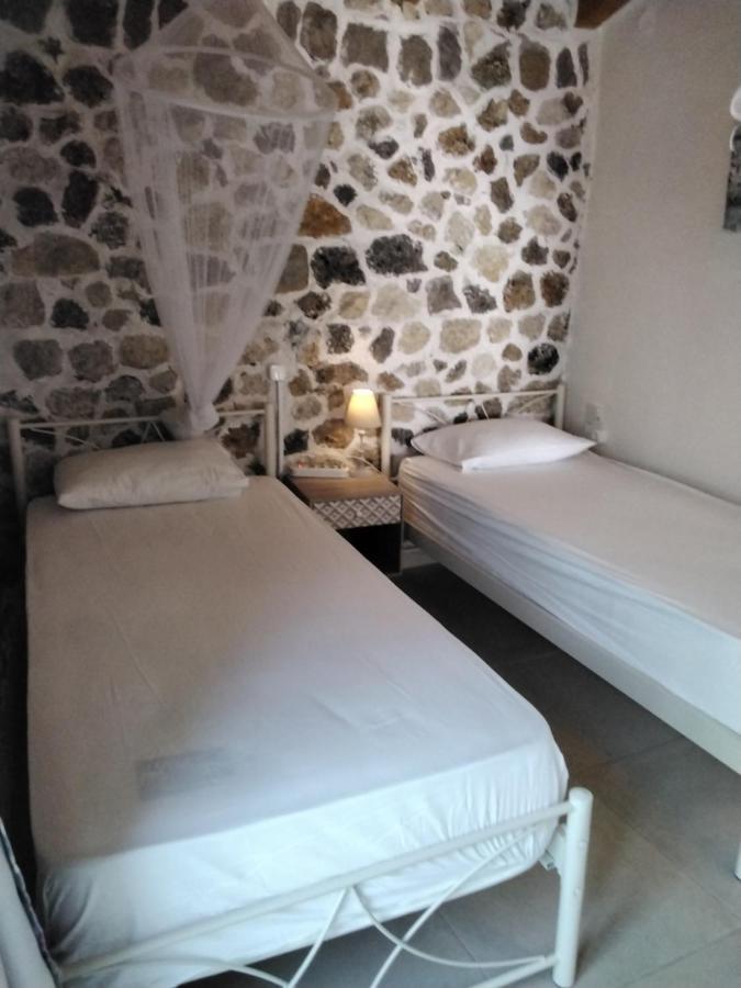 Bungalow Nefeli Agios Gordios  Ngoại thất bức ảnh